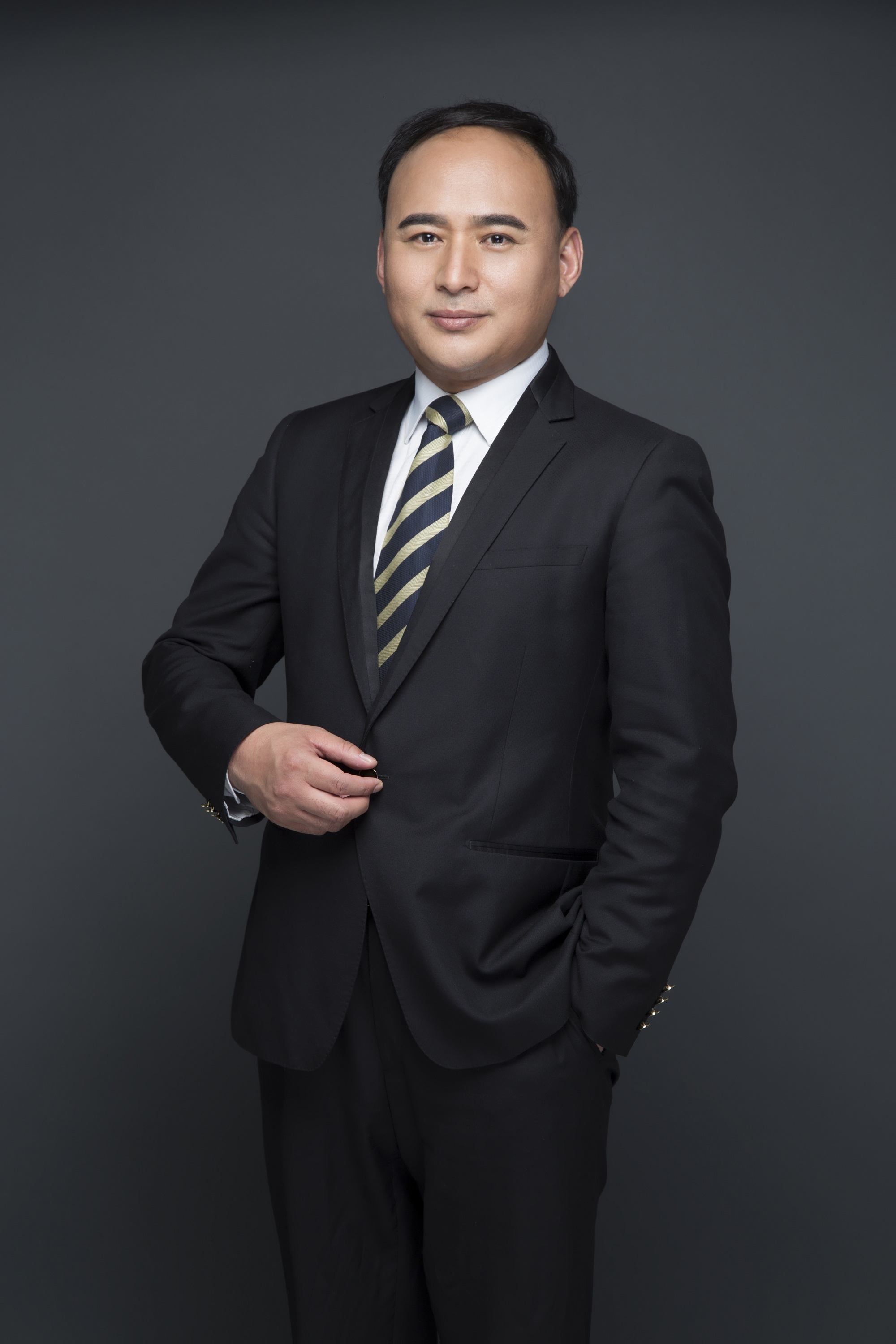 王崇以 UI/UX设计总监